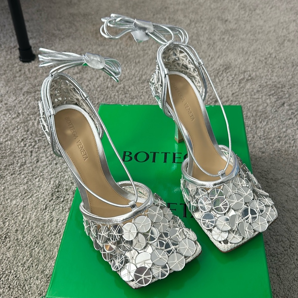 NIB Bottega Veneta Silver mirror sandal 🪩✨💖